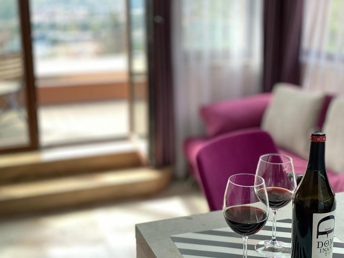 Amazing View And Cozy Atmosphere Veliko Tŭrnovo Exterior photo