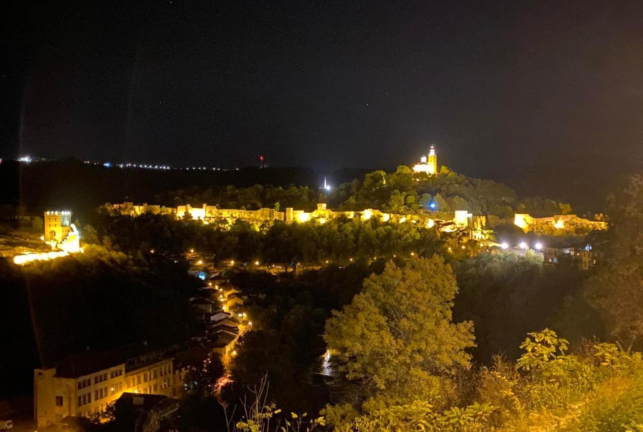 Amazing View And Cozy Atmosphere Veliko Tŭrnovo Exterior photo